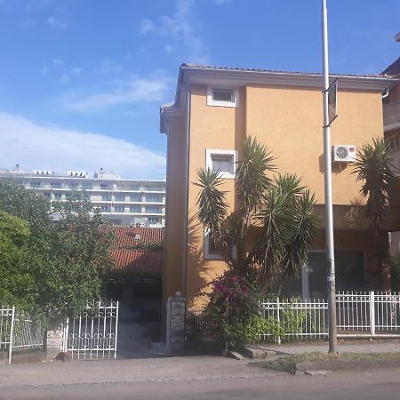 Astakos Apartments Budva Bagian luar foto