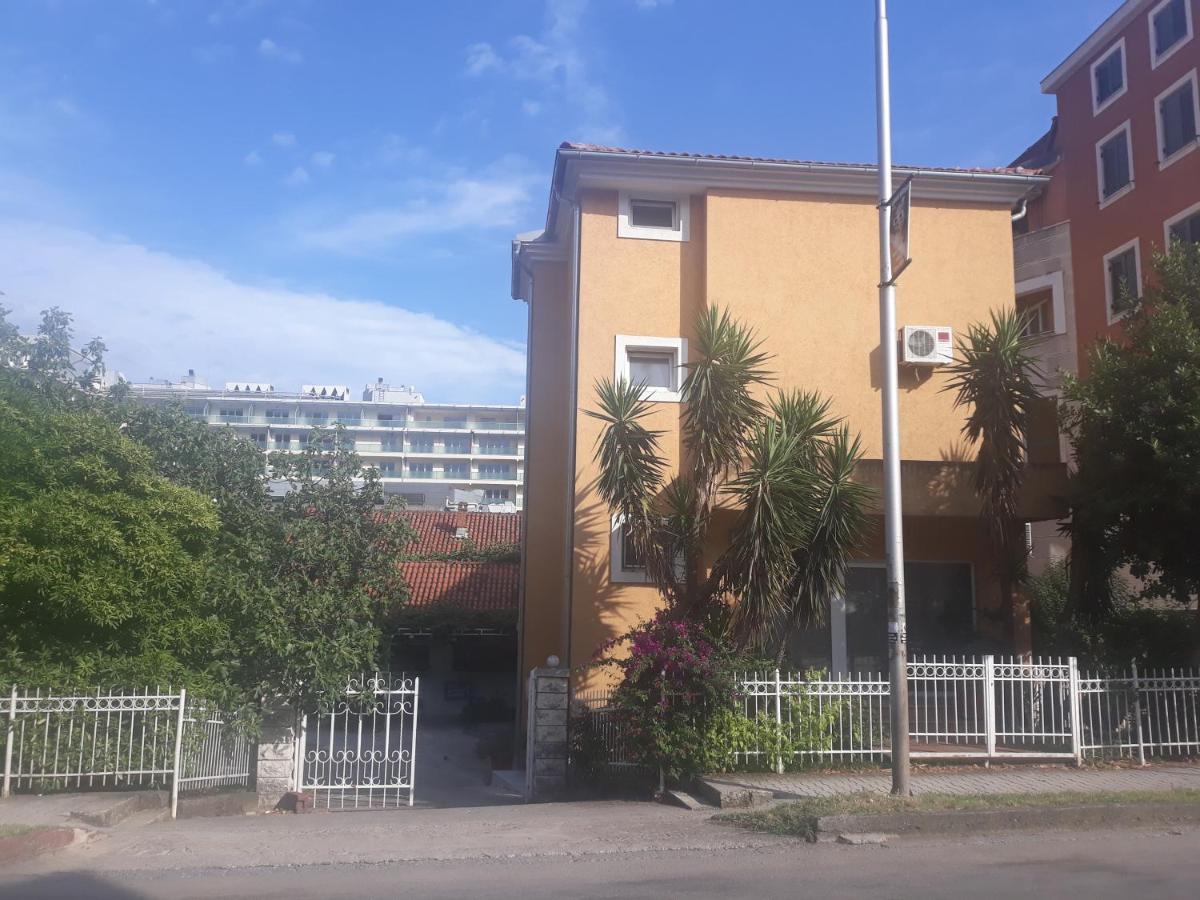 Astakos Apartments Budva Bagian luar foto