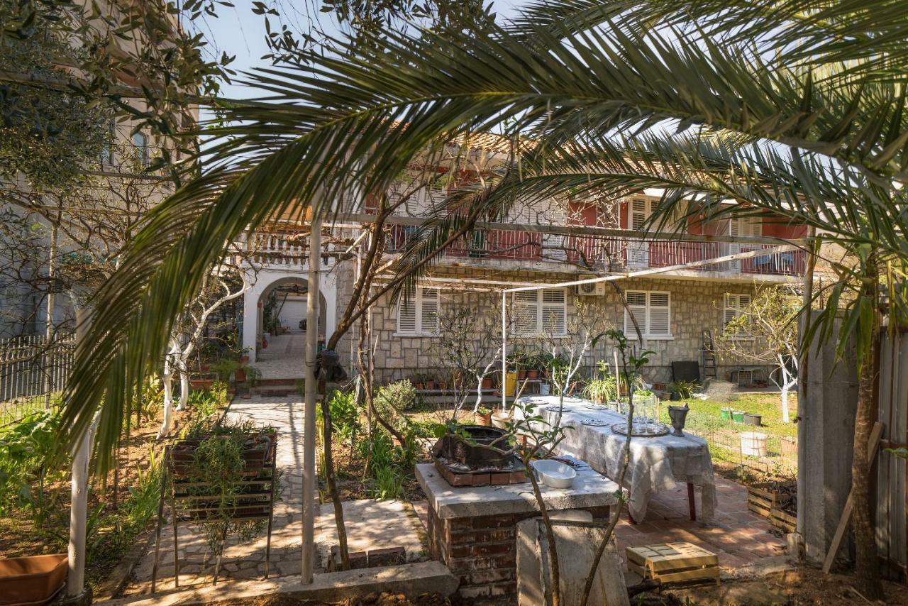 Astakos Apartments Budva Bagian luar foto